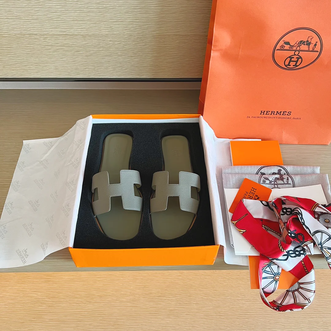 Тапочки Hermes-h на плоской подошве - серия с принтом пальмовых листьев - подошва с полным покрытием