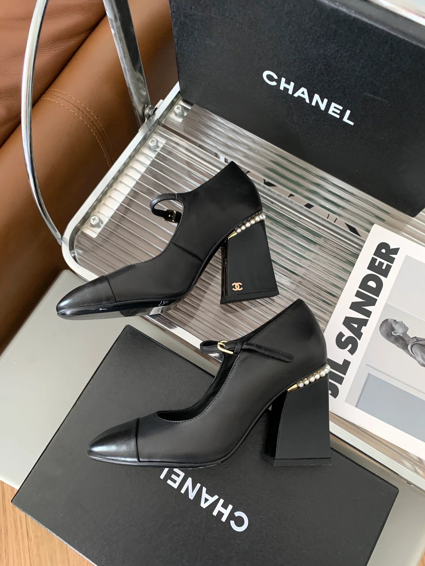 Туфли-лодочки Chanel Mary Jane с показа 2022 года - 9 см - черные