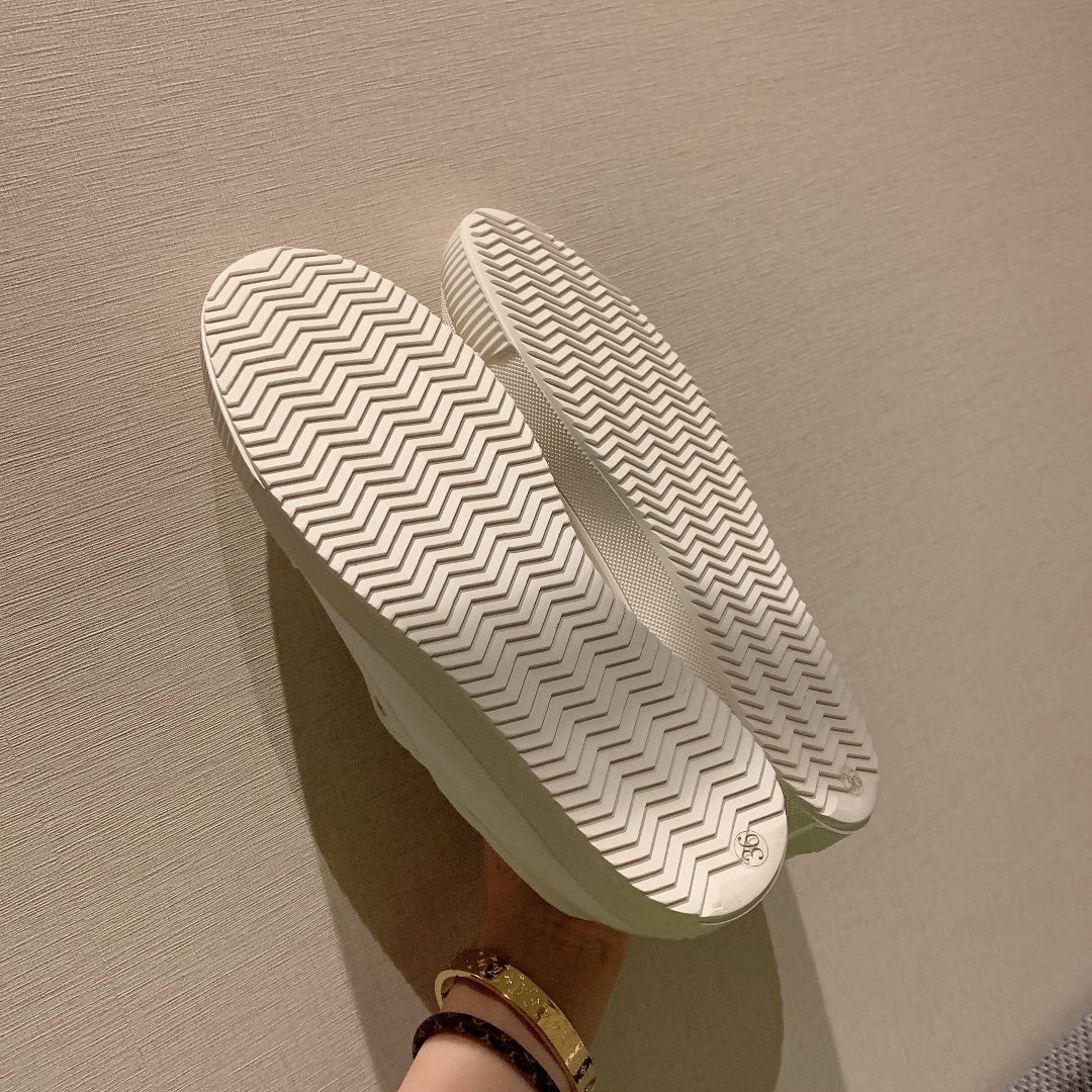 Винтажные парусиновые туфли Chanel - белые