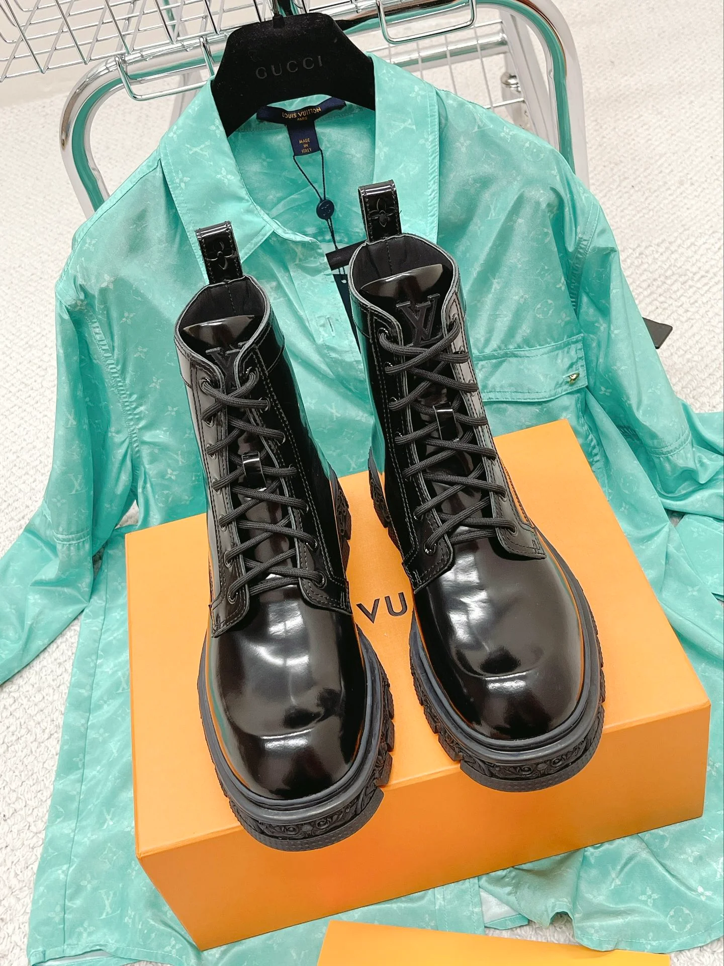 Новинка осенне-зимней коллекции LV 2022 — Мужские кожаные туфли увеличенного размера — Ботинки Мартин