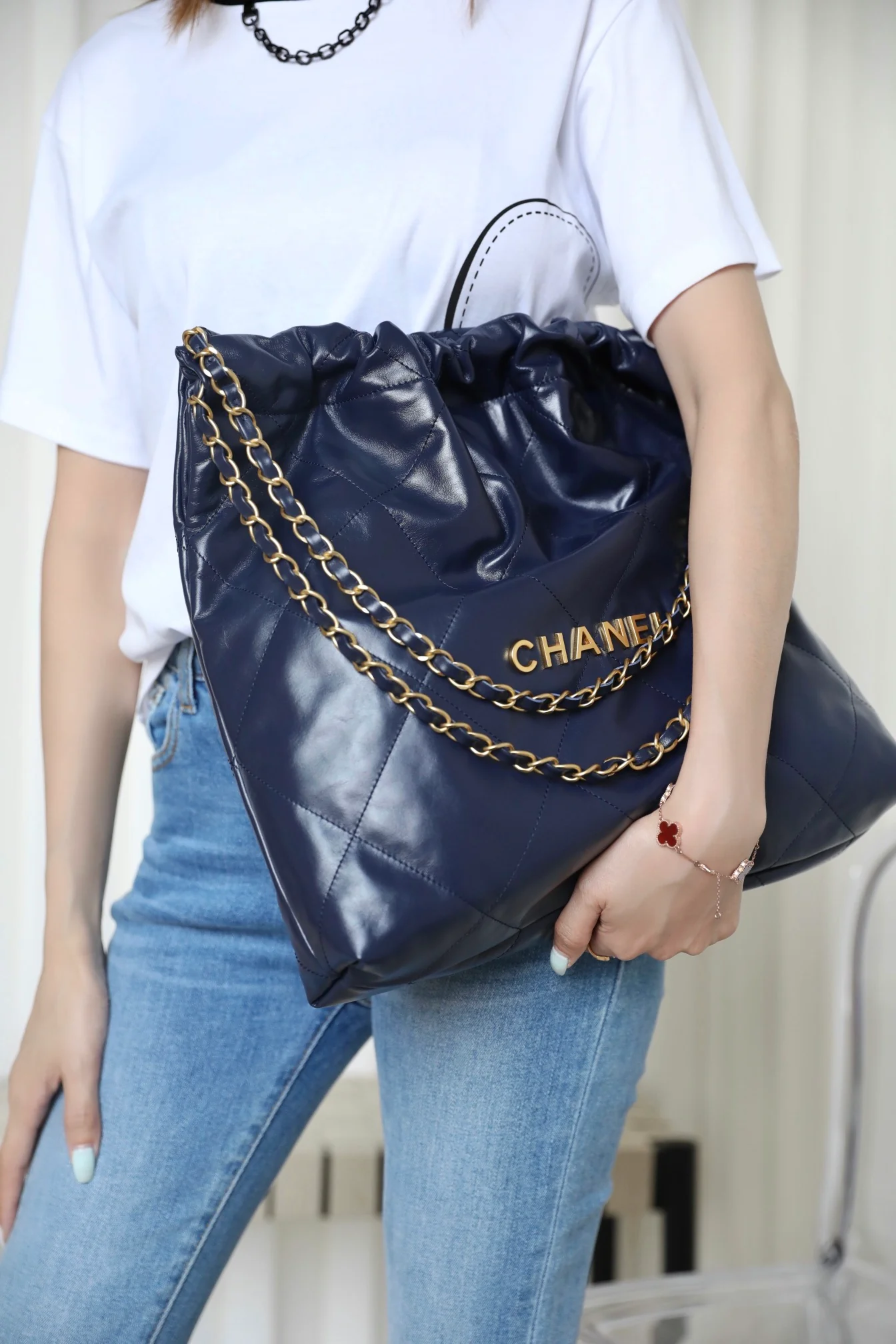 Сумка Chanel 22 - темно-синяя - большая