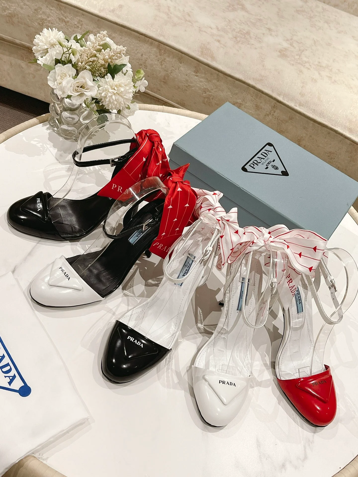 Prada - Коллекция ранней весны - Британский стиль - Туфли на высоком каблуке