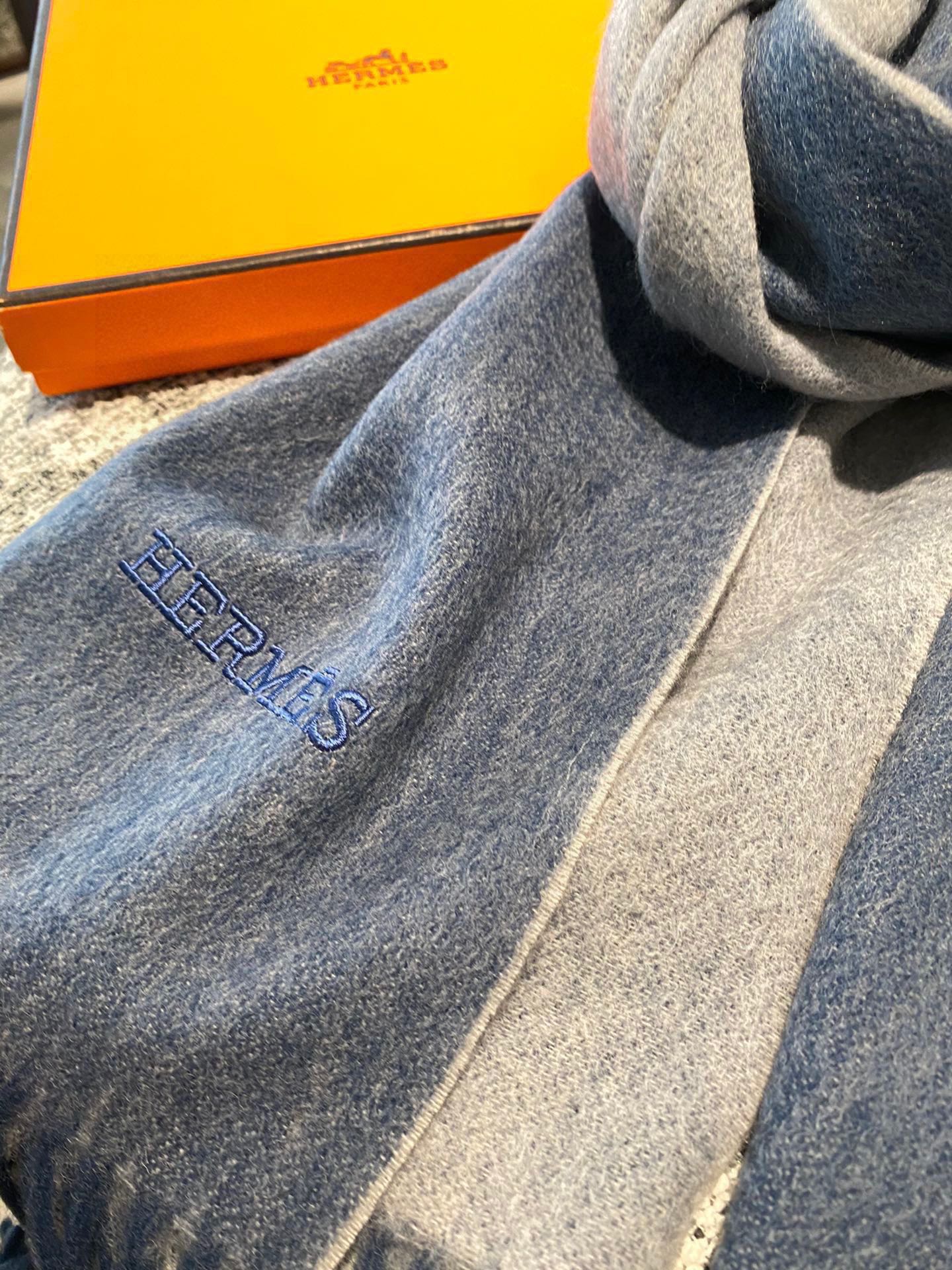 Двусторонняя кашемировая шаль/шарф Hermes - 210 см - синий