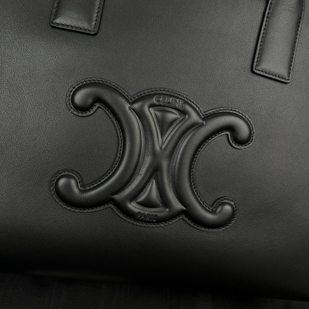 Сумка Celine Cabas Triomphe из гладкой кожи с завязками - черная