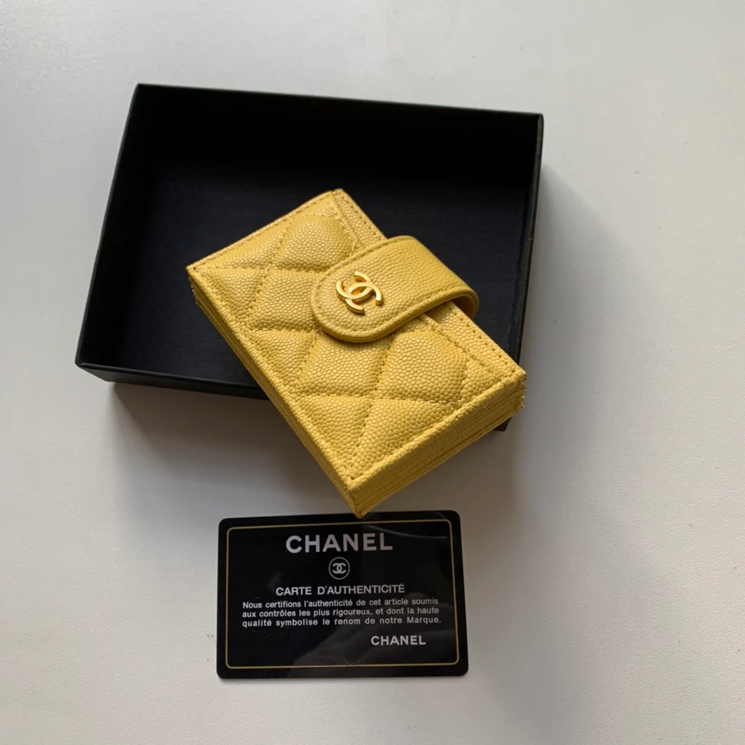 Chanel 多隔层风琴卡包