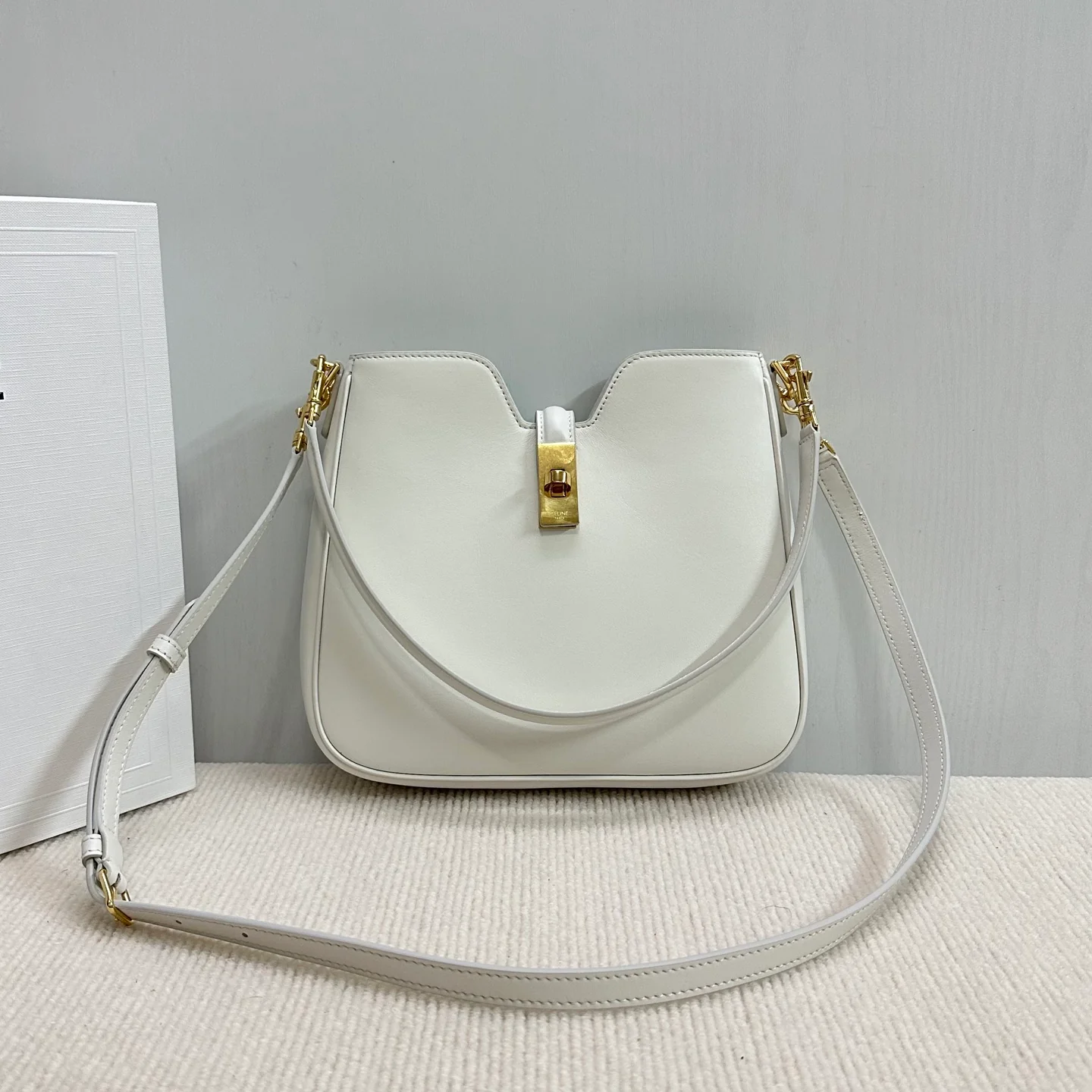 Селин Камиль 16 Мягкий Маленький Белый