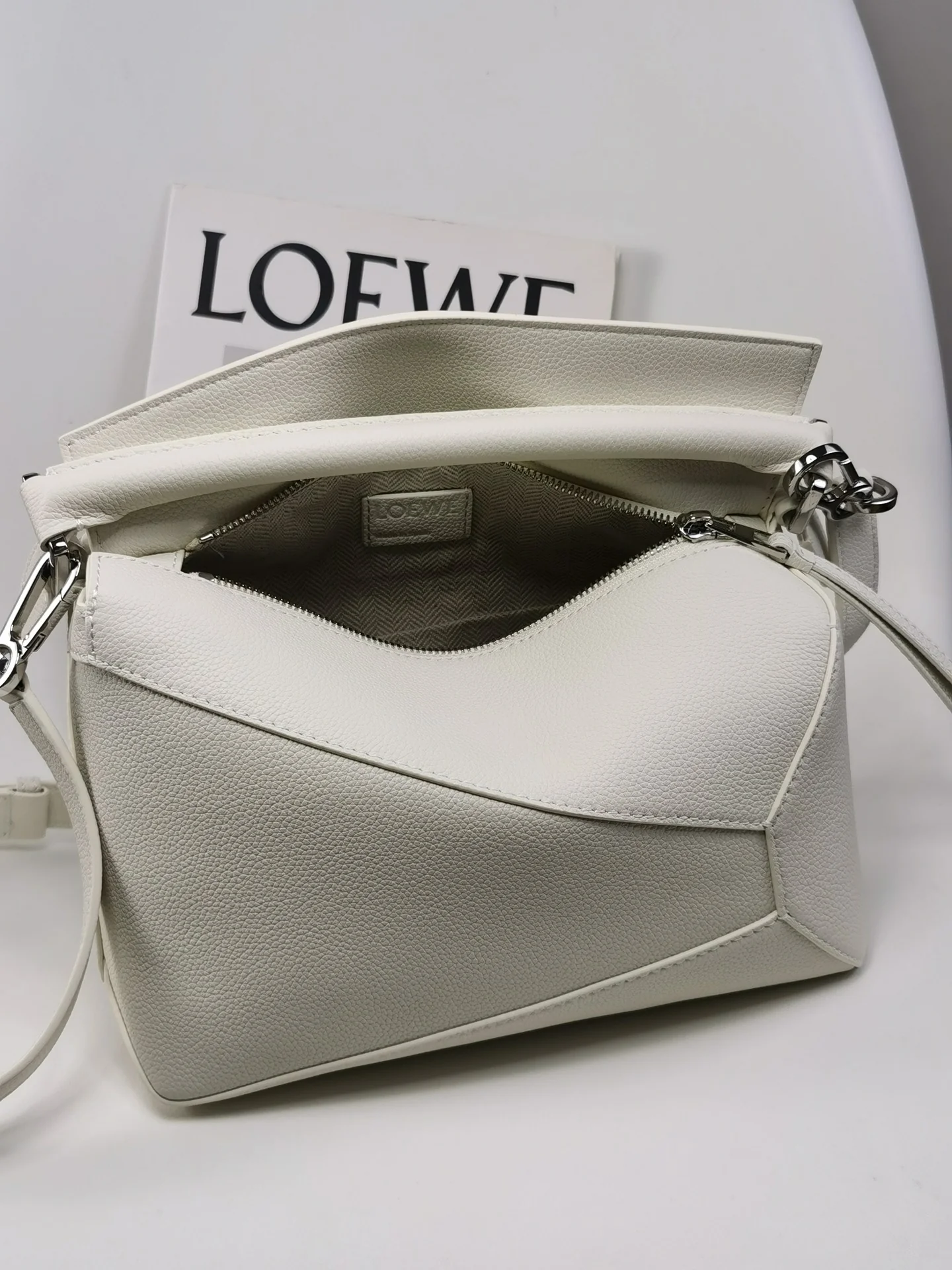 Пазл Loewe - Бежевый/Серый - Маленький