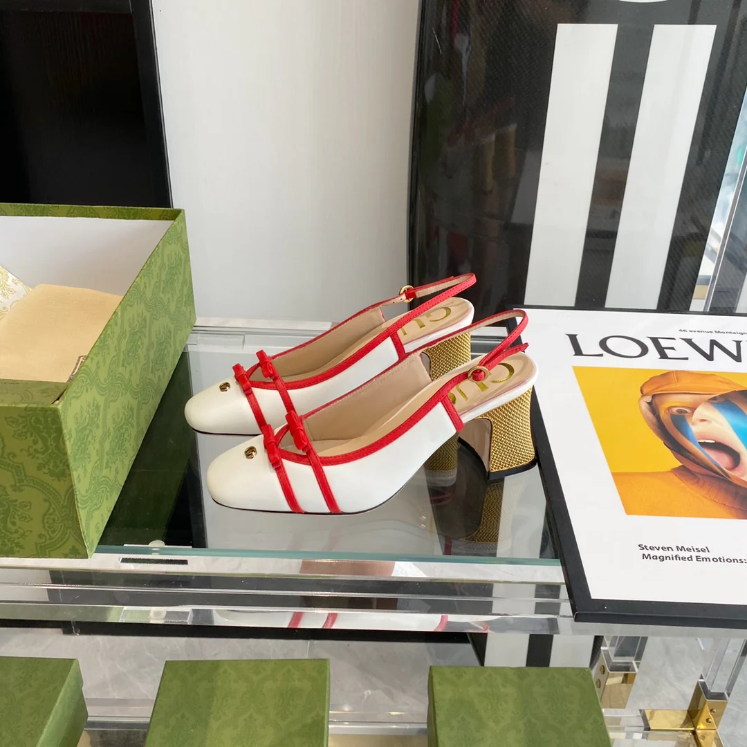 Босоножки Gucci на массивном каблуке