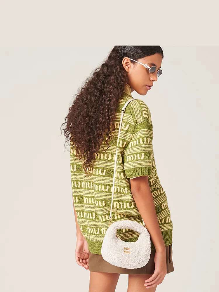 Сумка Miu Miu Wander - овечья шерсть - белый наряд (поделиться)