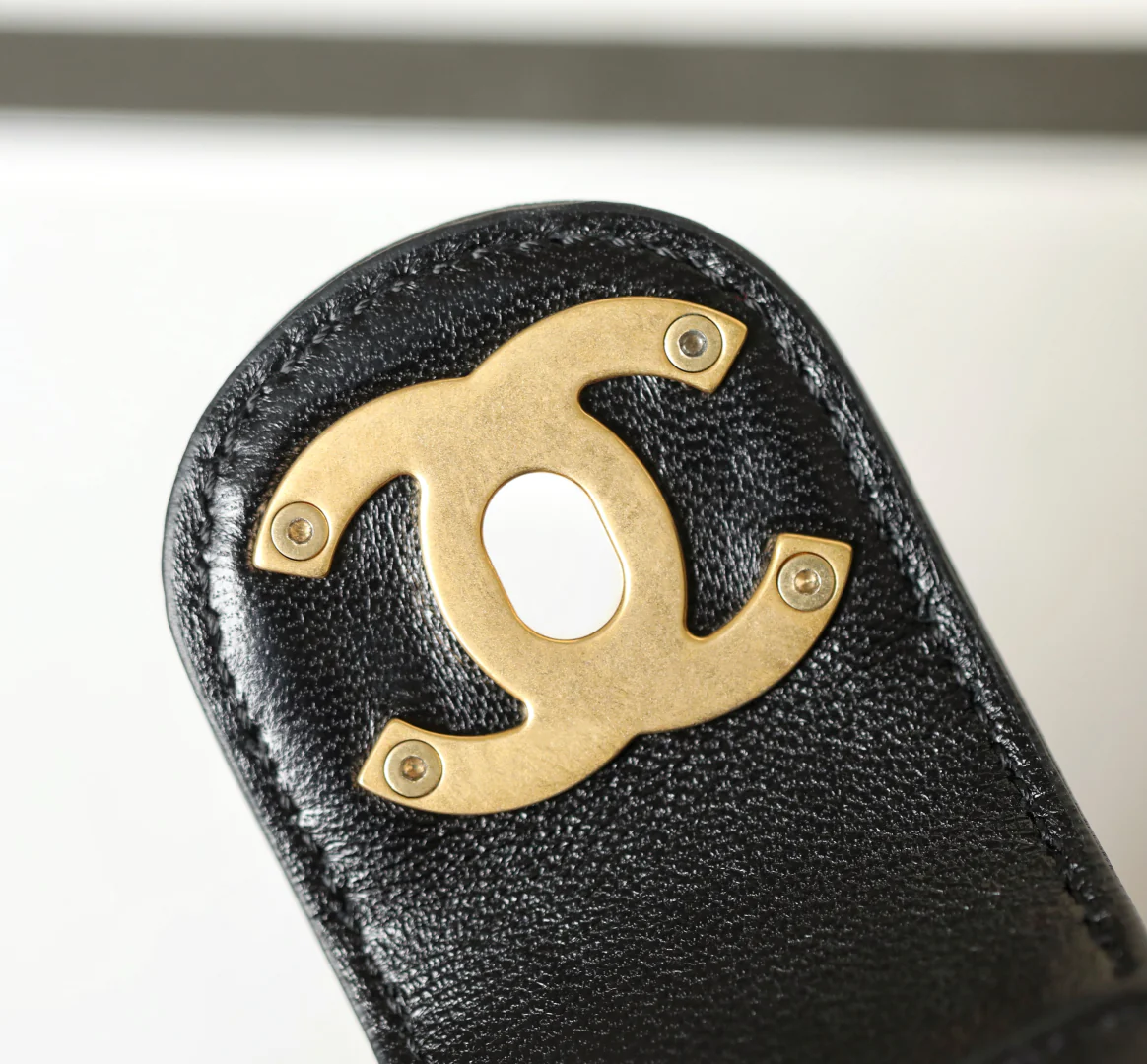 Сумка-хобо Chanel 25p Small Hippie Bag - черная