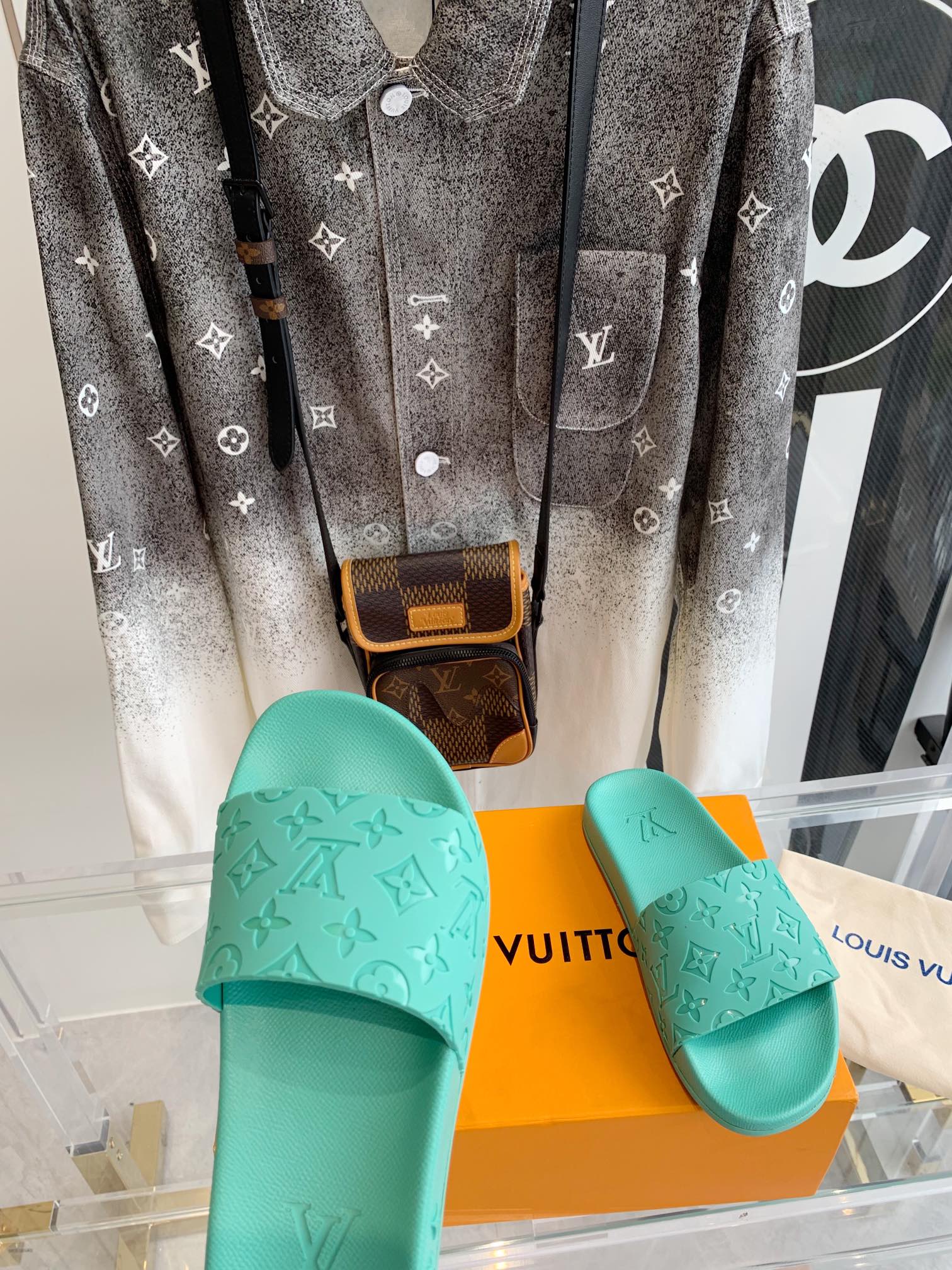 Зеленые тапочки LV-Tiffany