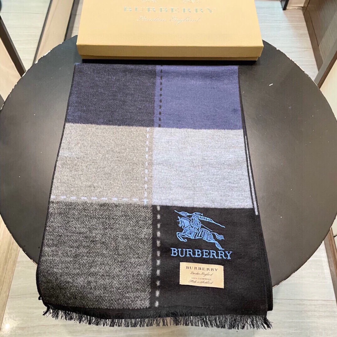Кашемировый шелковый шарф Burberry