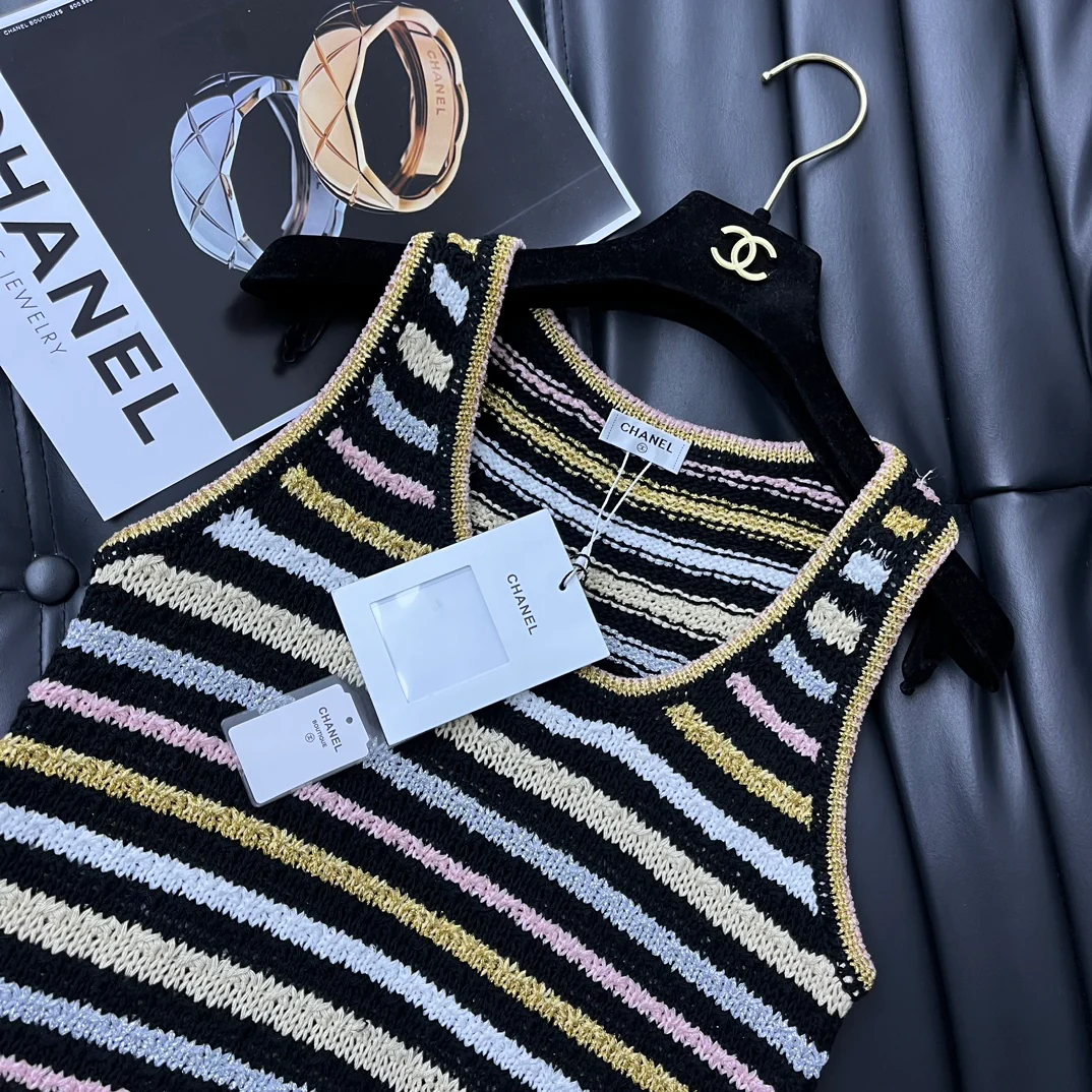 Chanel - Новинка: Полосатый жилет с круглым вырезом (2403-24)