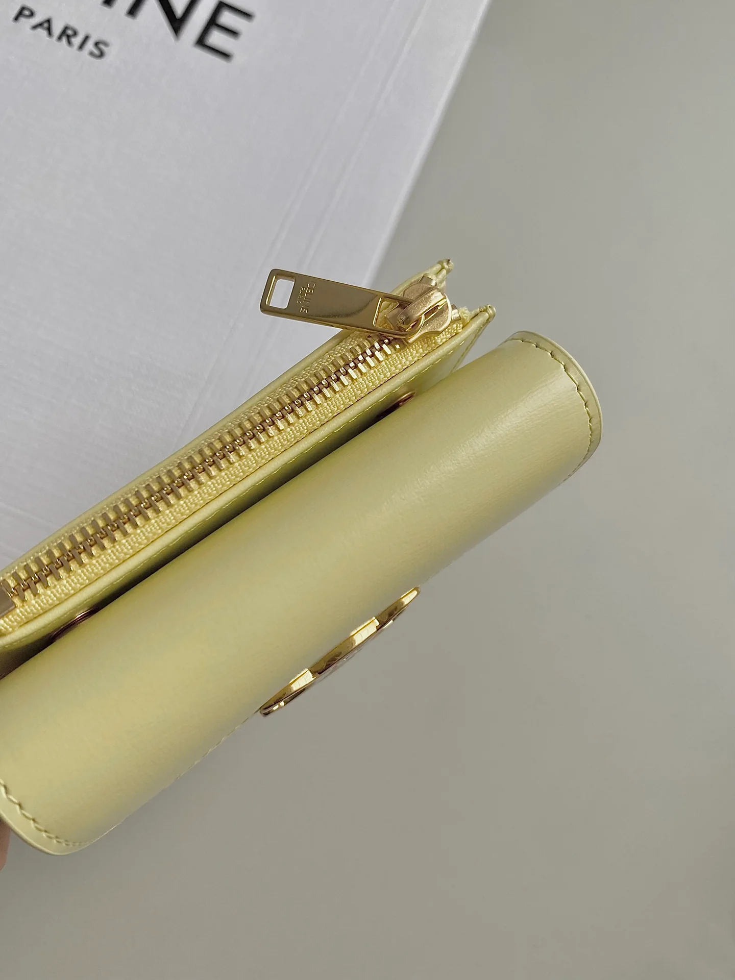 Универсальный кошелек-держатель для карт Celine Triomphe 2-в-1 - светло-желтый