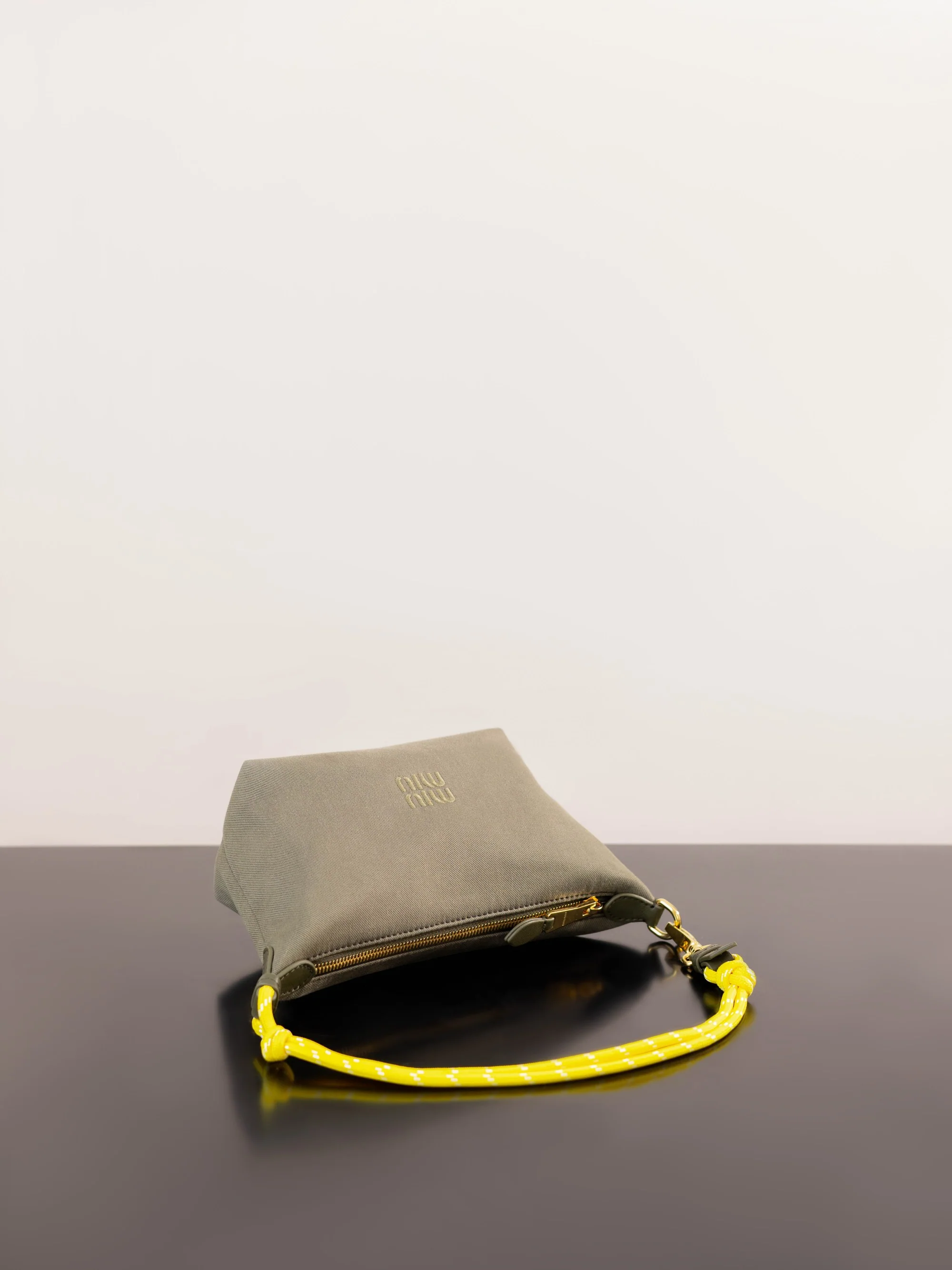 Сумка для бенто Miu Miu-5ne841m650 - оливково-зеленая