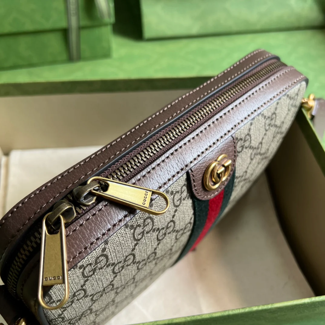 Сумка Gucci Ophidia через плечо, 23,5 x 16 x 4,5 см.