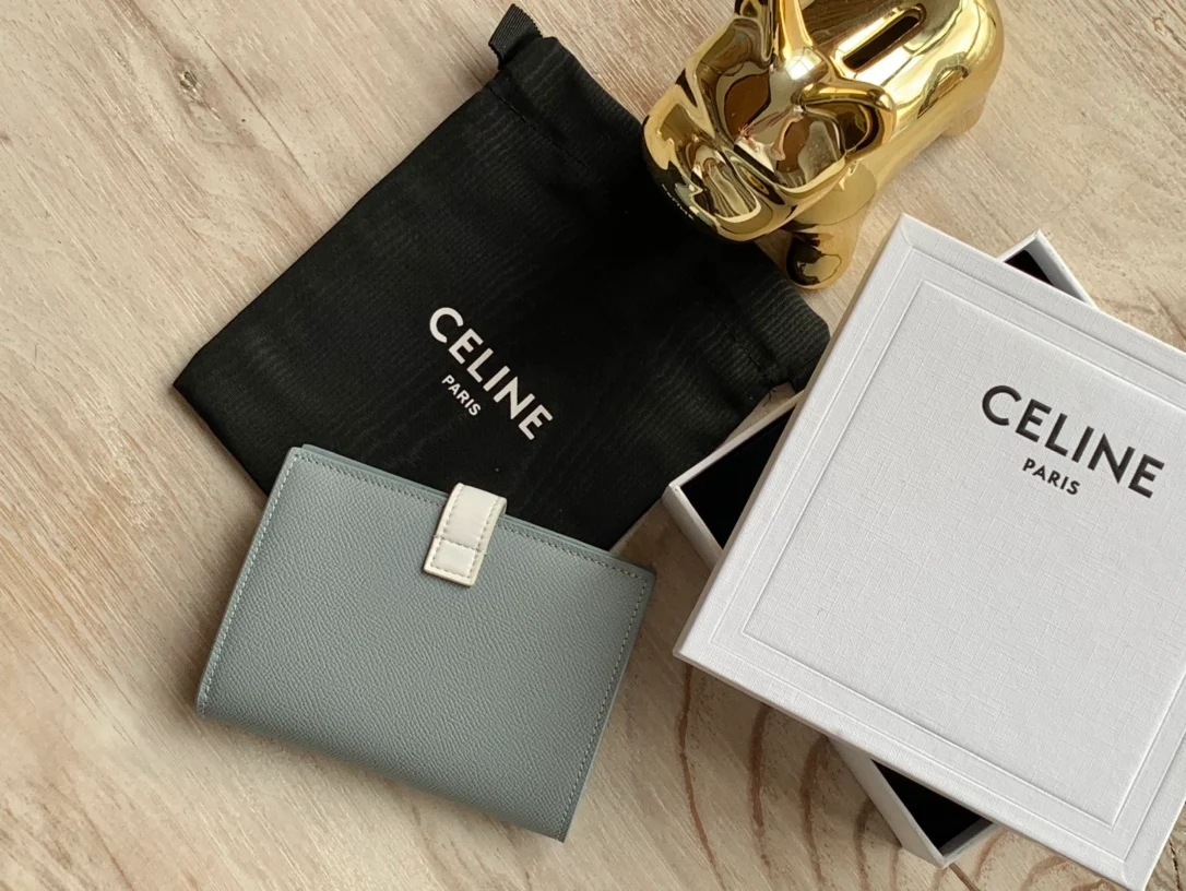 Кошелек Celine Strap из зернистой телячьей кожи - 7