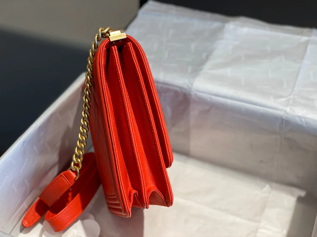 Chanel-boy-19-16-5cm-4