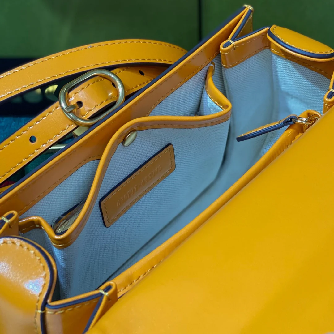 Коллекция ретро-сумок Gucci из бамбука - 4