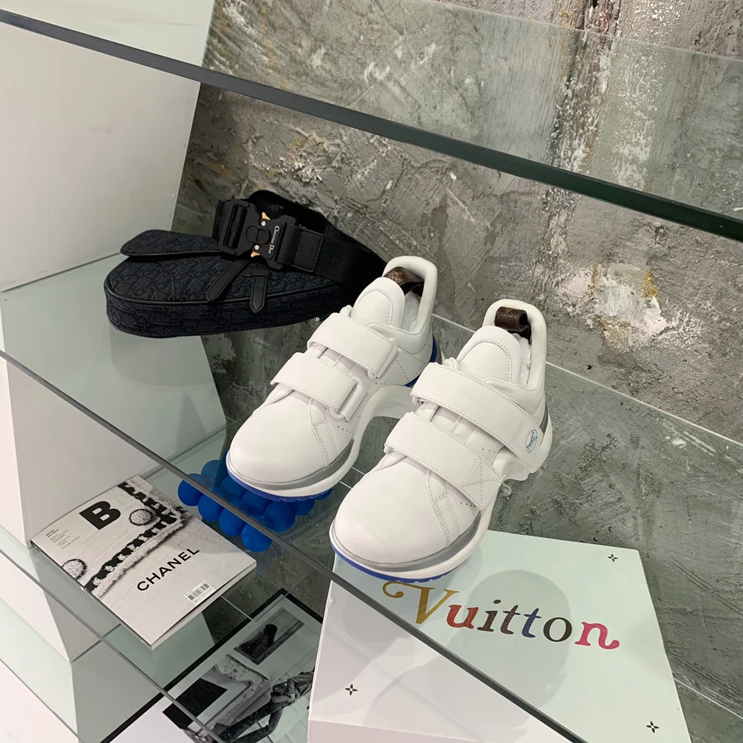 Обувь LV - Массивные кроссовки LV - 5