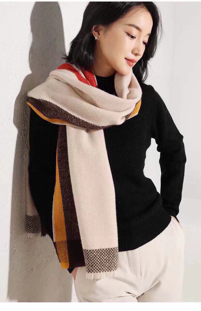 Шарф из овчины Burberry - Размер 32 - 180 см