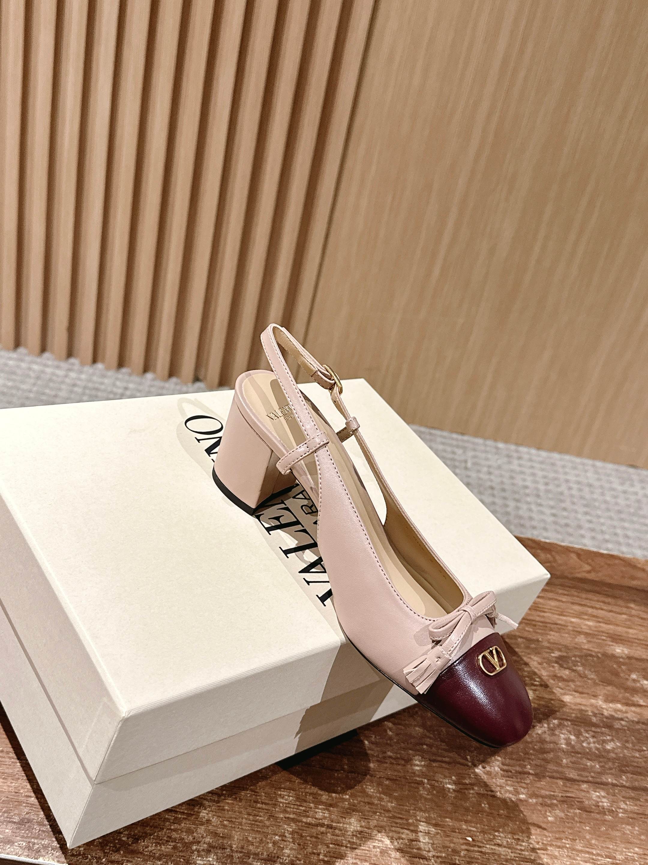 RV - Туфли на толстом каблуке с закрытым носком - Абрикосово-коричневые