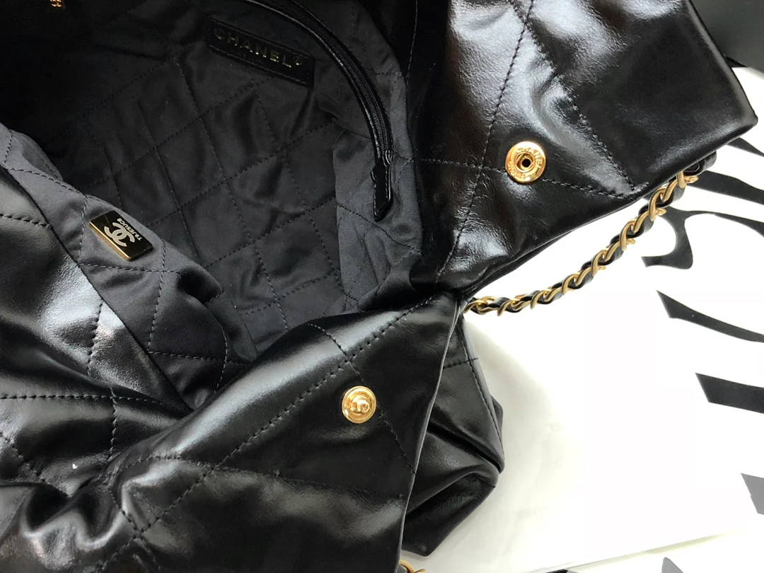 Сумка Chanel 22 - Черная - Маленькая