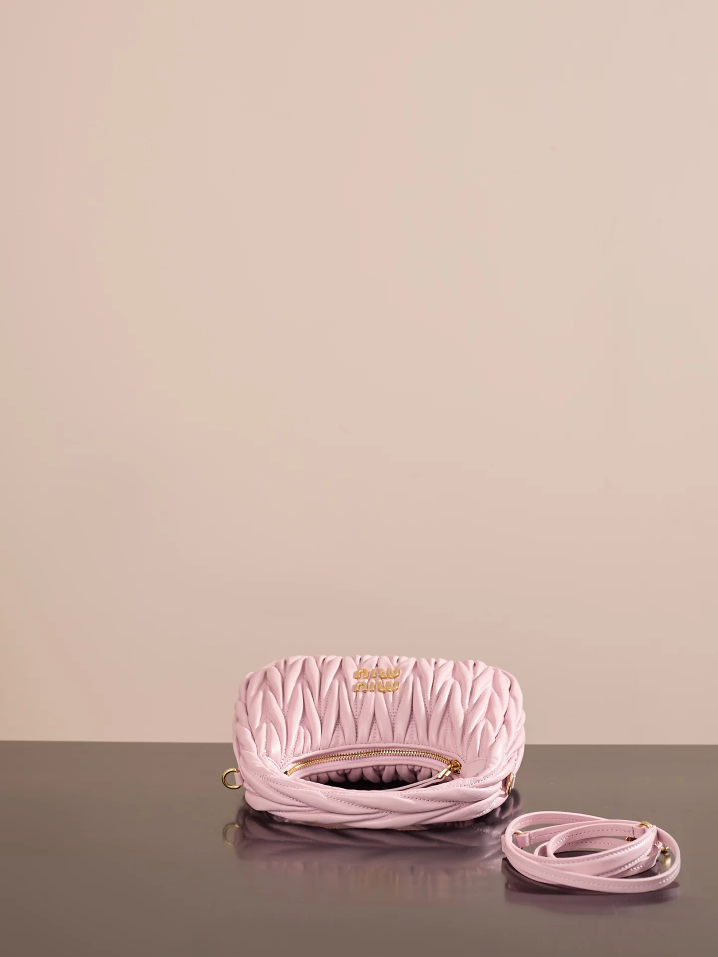 Miu Miu-5bc125m900-??????-????-Маленький-Розовый