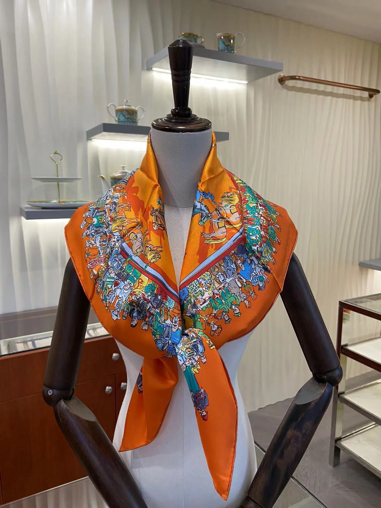 Шелковый шарф Hermes 90 - 1