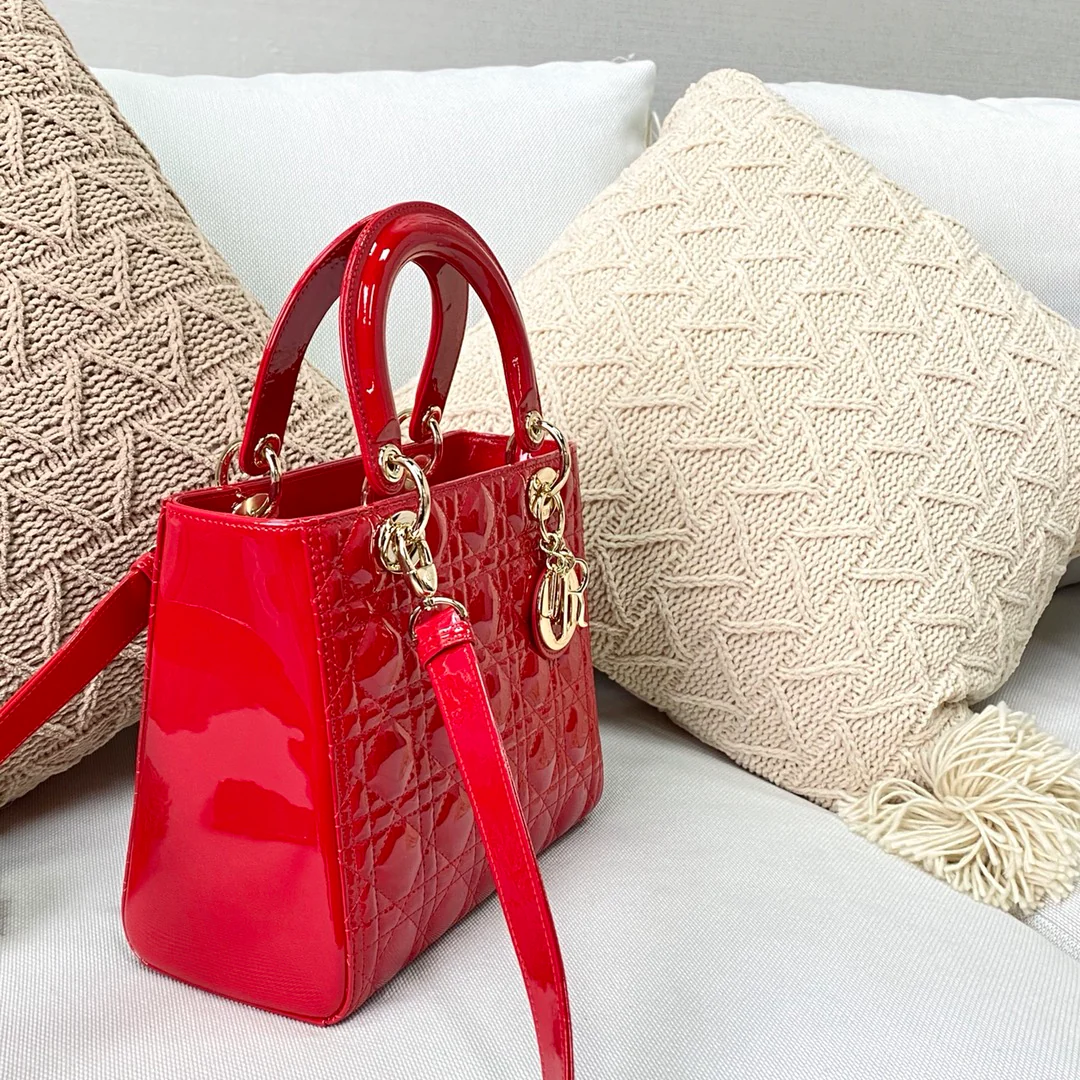 Часы Dior Lady Dior из лакированной кожи с золотой пряжкой - 24 см - красные