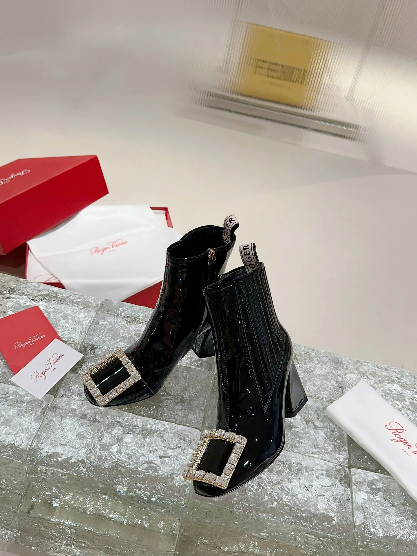 Туфли с квадратным носком и пряжкой - 2024 - Ботильоны на высоком каблуке с металлической пряжкой - Черные - 1