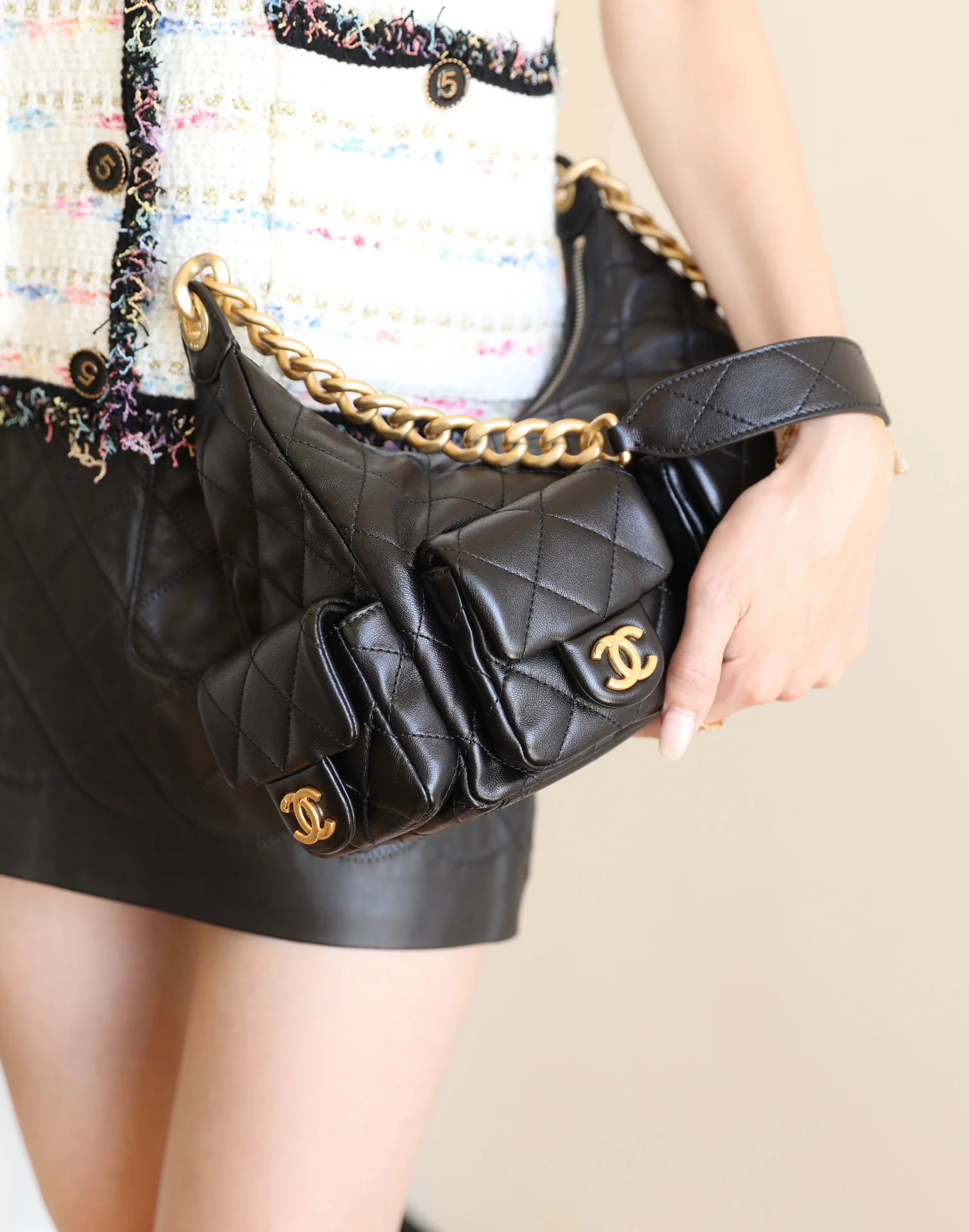 Сумка-хобо Chanel 25c, маленькая, черная, для хобби.