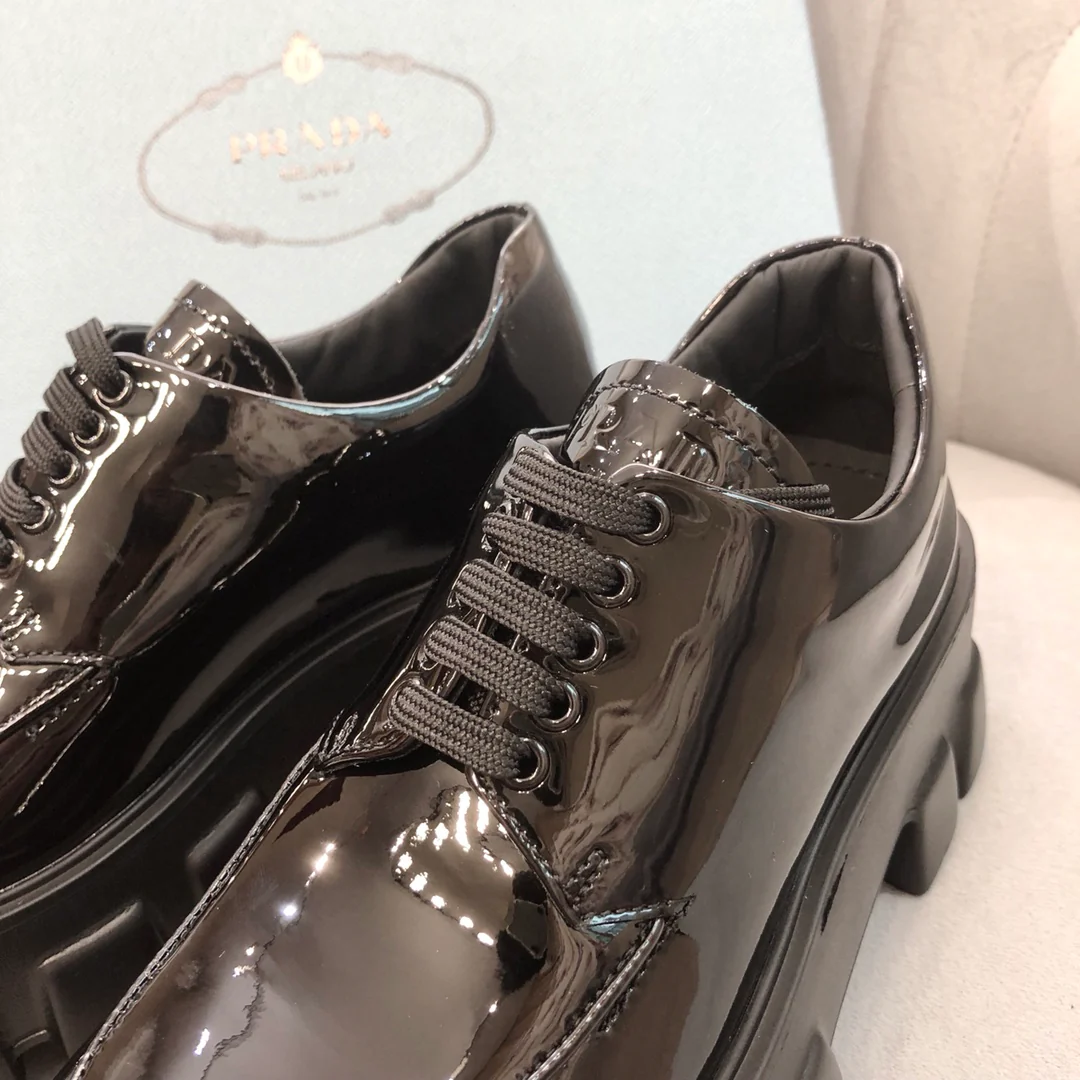 Обувь Prada - Pard Monolith - Лоферы на платформе - Черные