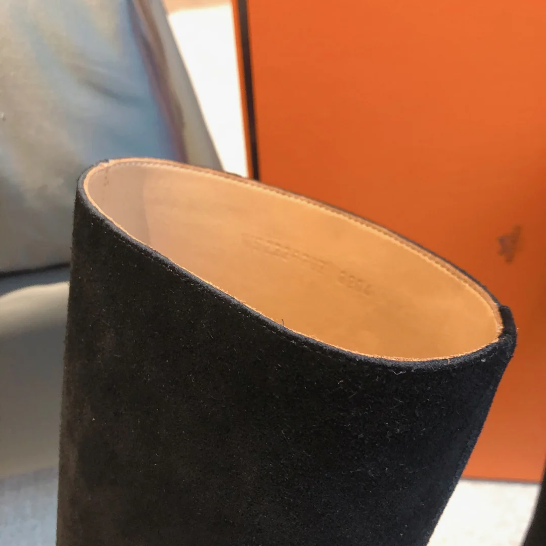 Новинка 2023 года от Hermes - Сапоги из телячьей кожи - Черные