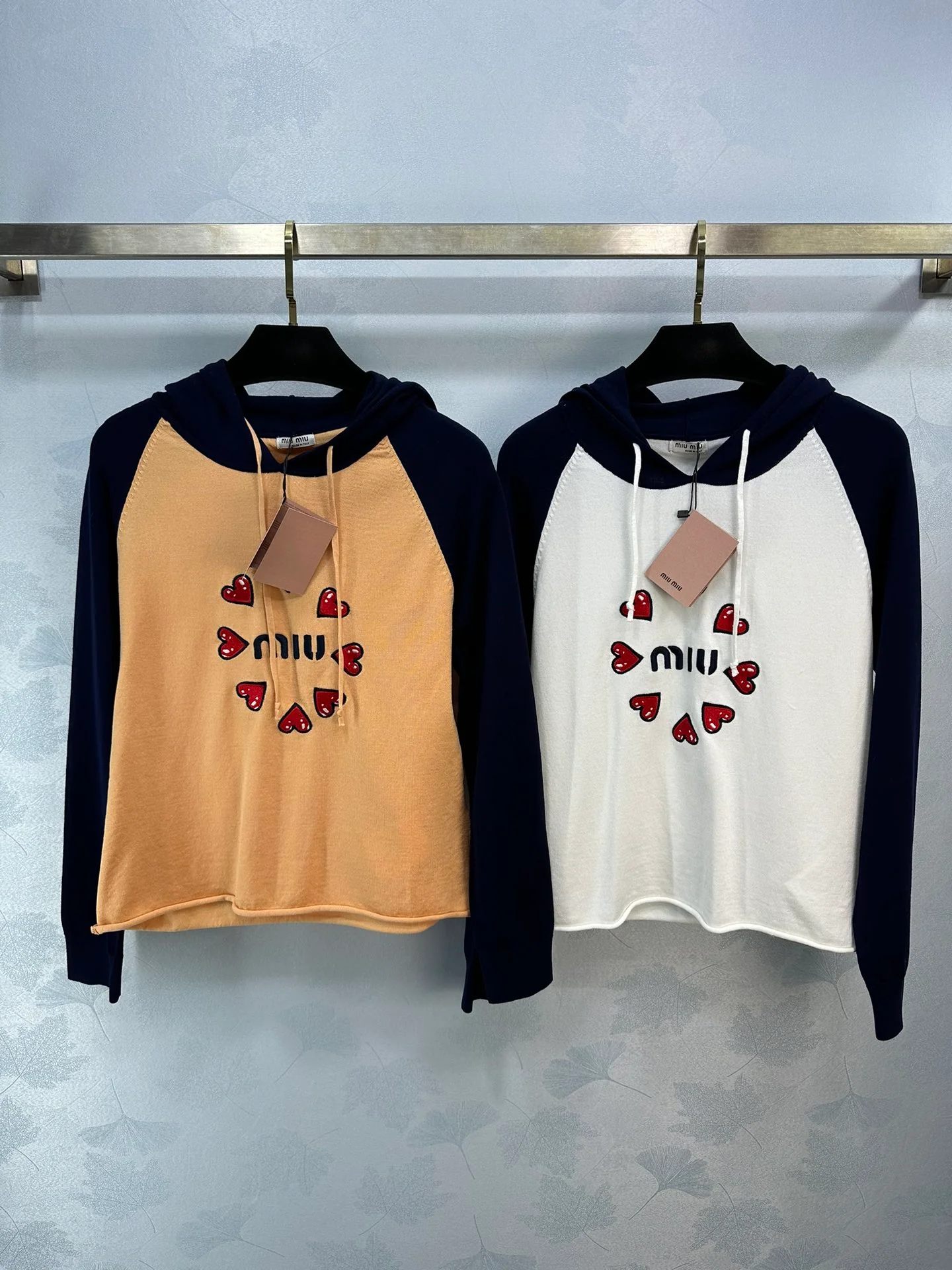 Miu Miu - 2404 - Весенняя новая вязаная толстовка