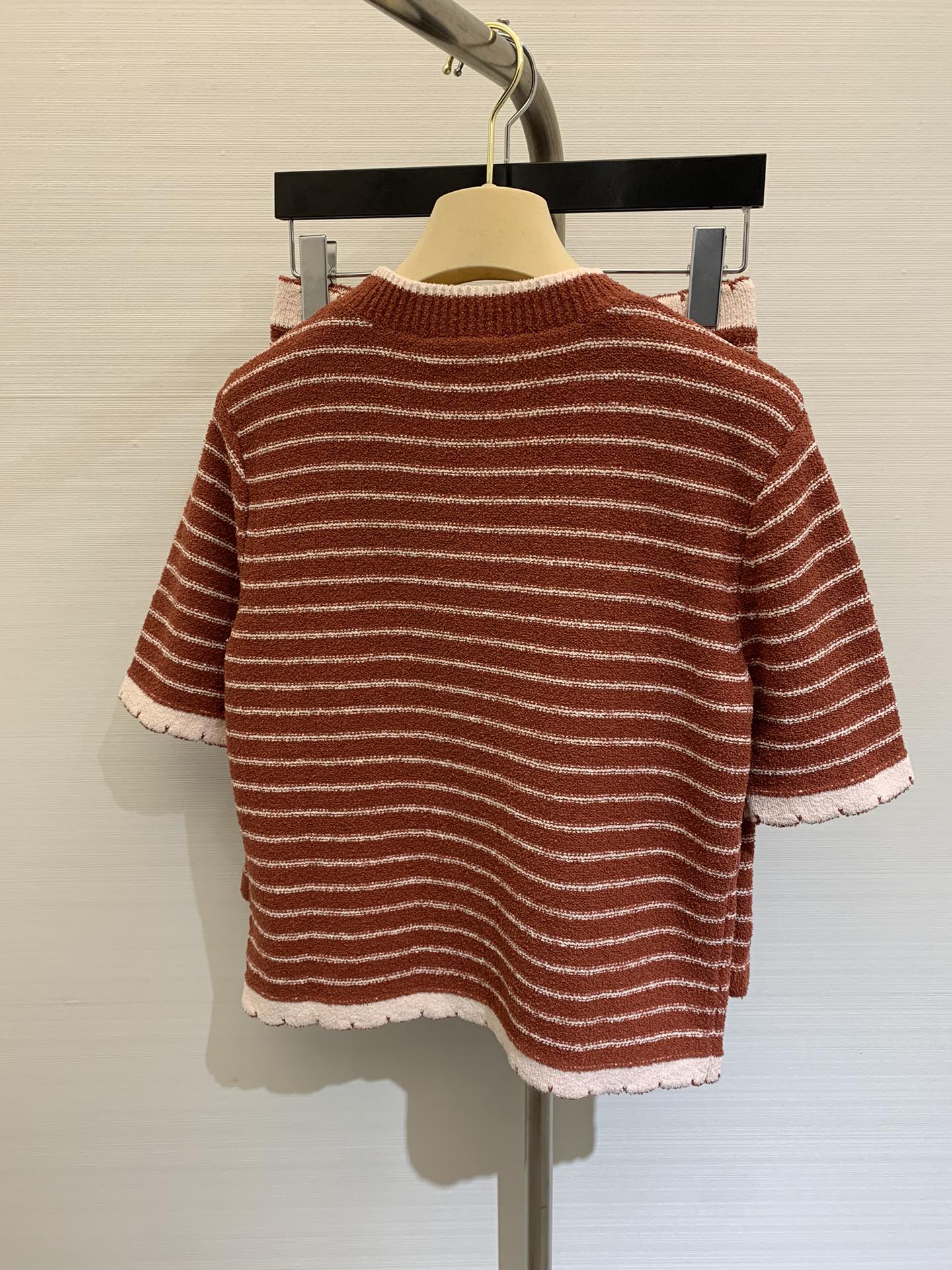 Miu Miu - 2404 - Новинка сезона Весна/Лето - Вязаный комплект в полоску - Коричневый