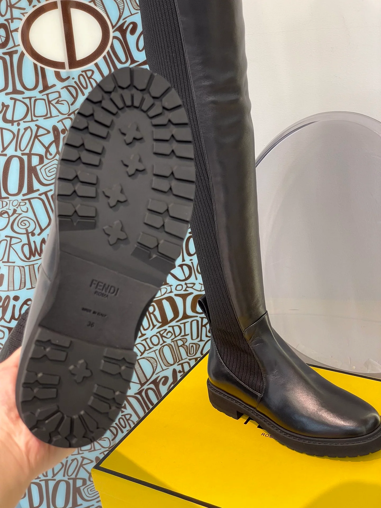 ботфорты Fendi