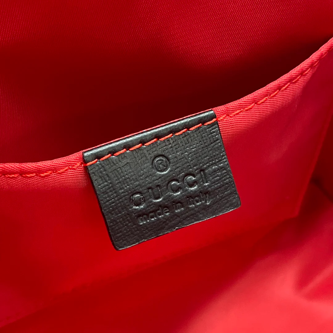 Детская сумка-тоут Gucci с рисунком божьей коровки.