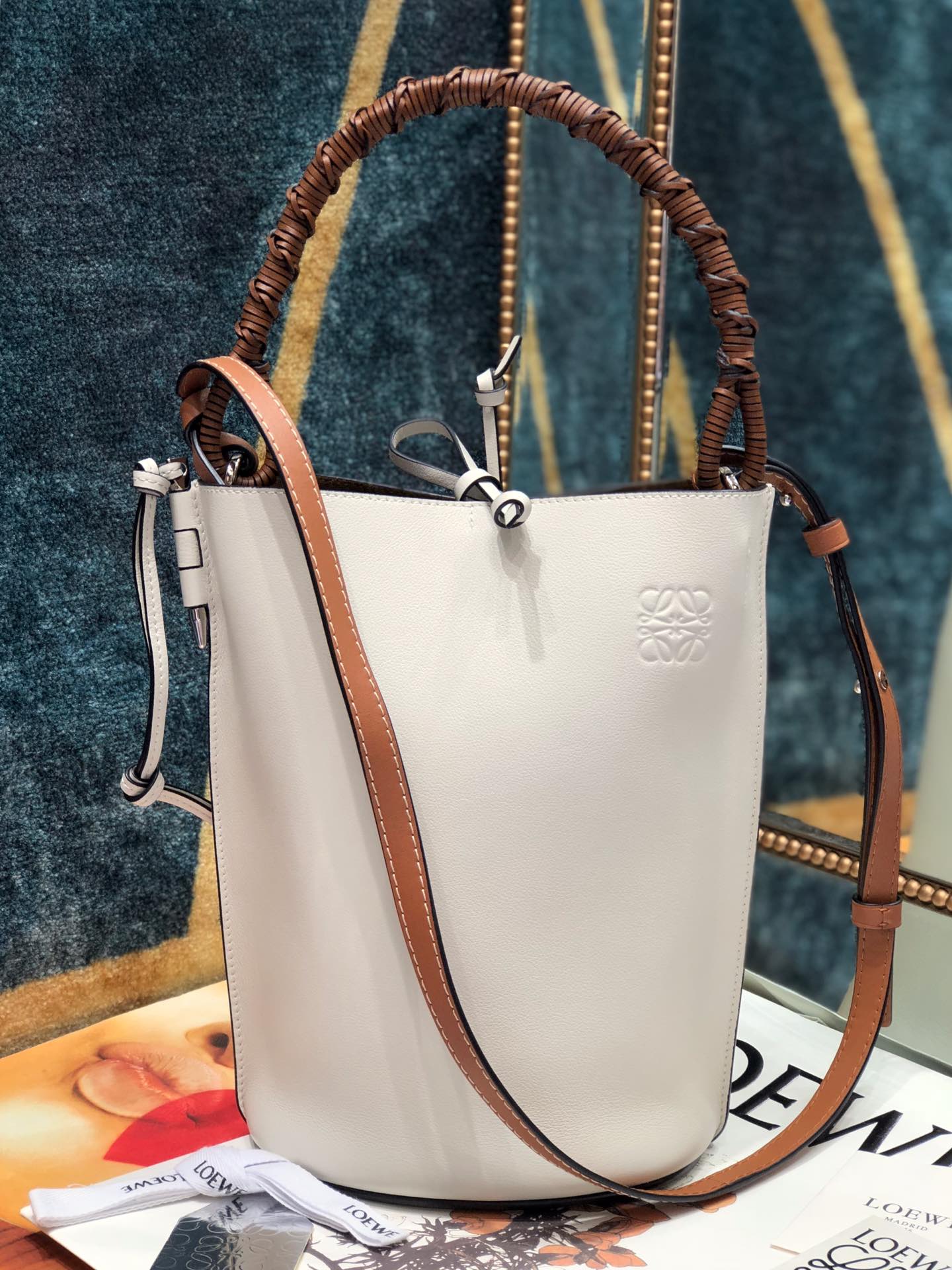 сумка-ведро Loewe