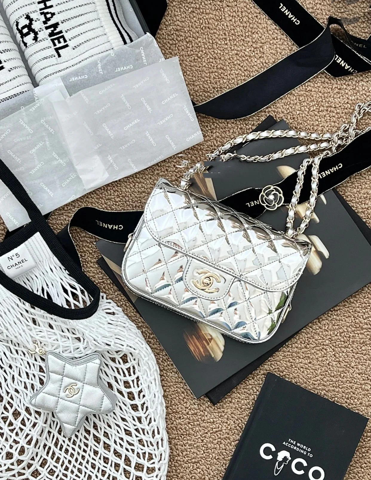 Весенняя коллекция Chanel - 24c - Сумка CF Star Flap Bag - Серебристый