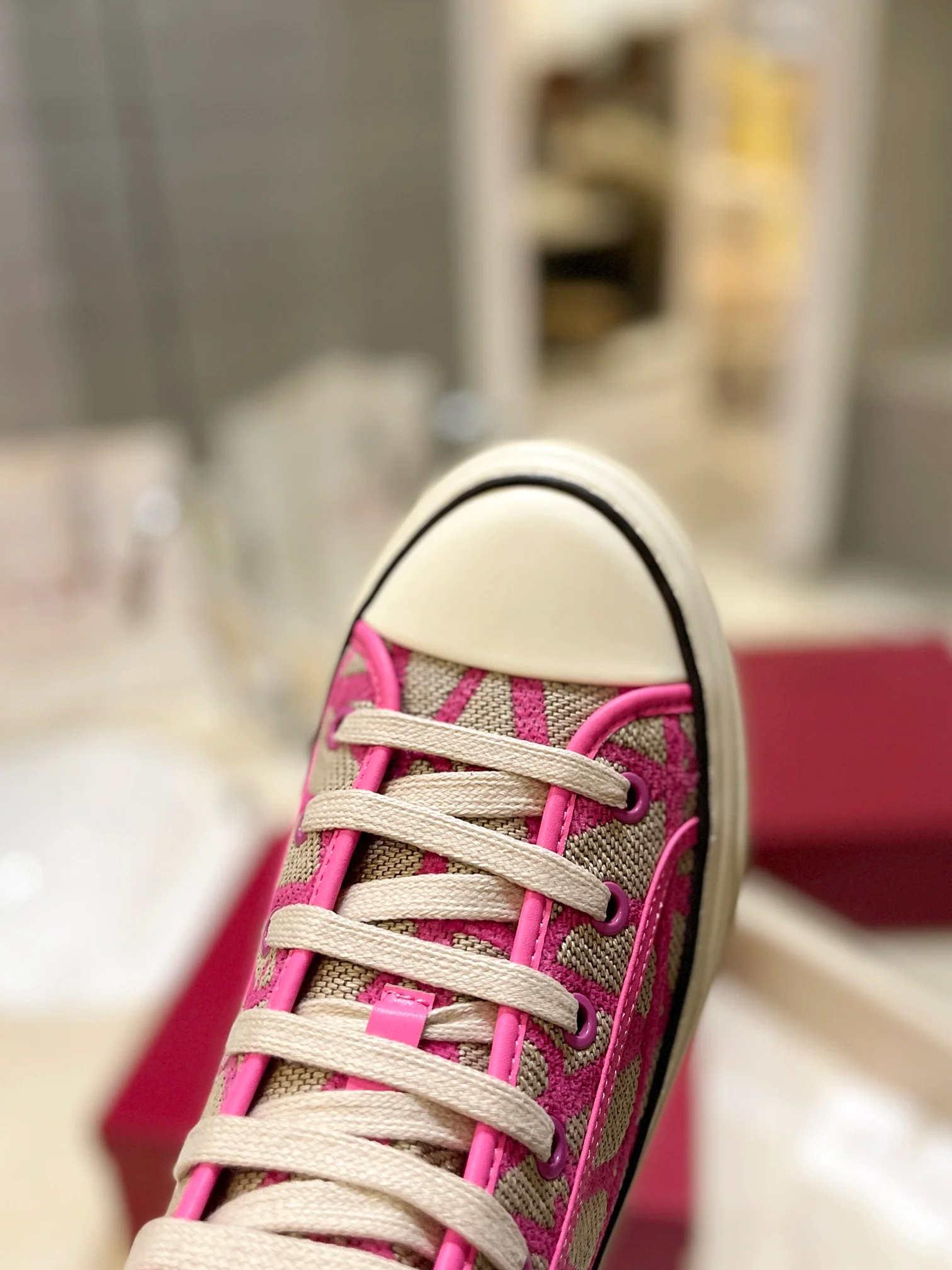 Повседневные парусиновые туфли Valentino средней высоты, унисекс, розовые.