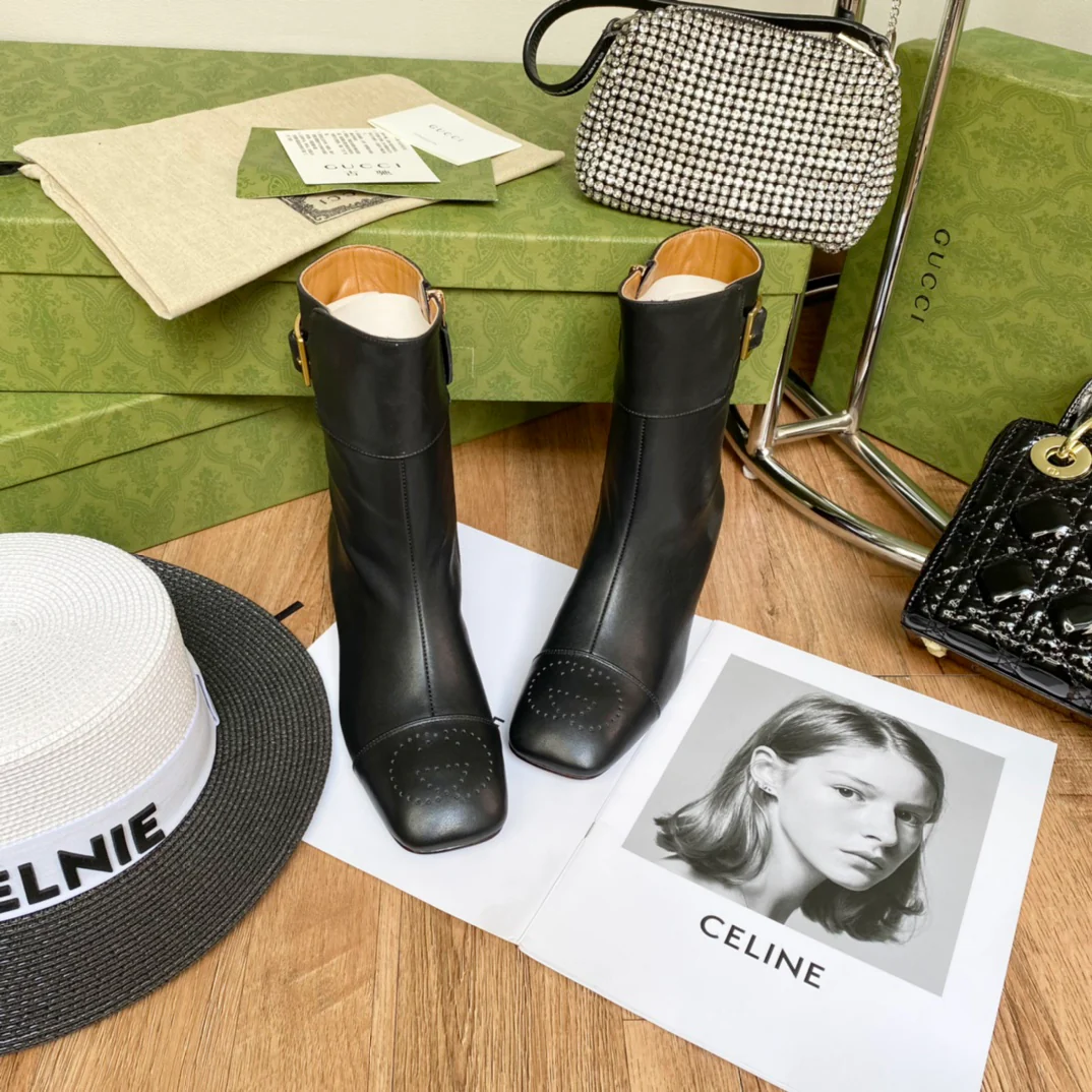 Новинки осенне-зимней коллекции Gucci 2022 — Ботильоны — Черные