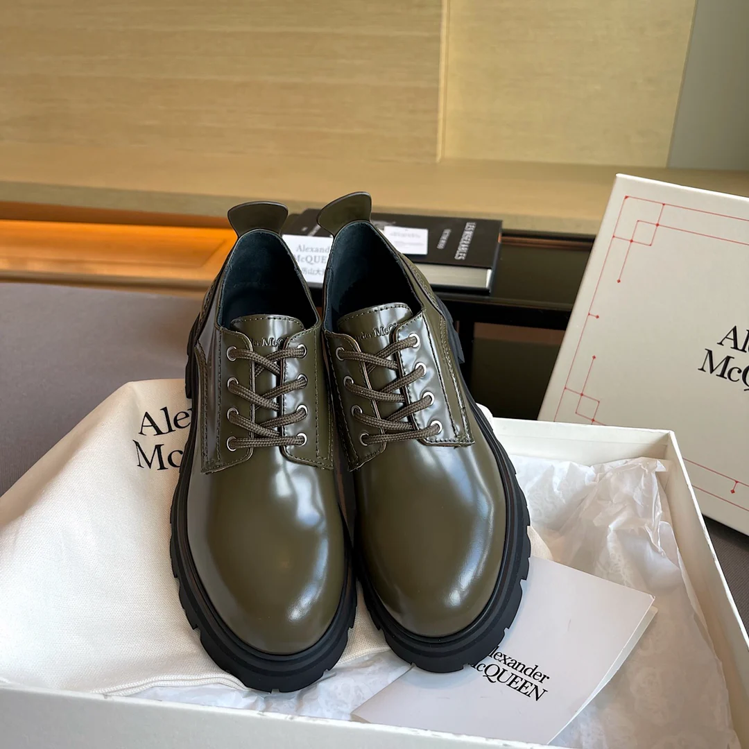 Лоферы на платформе McQueen - темно-зеленые