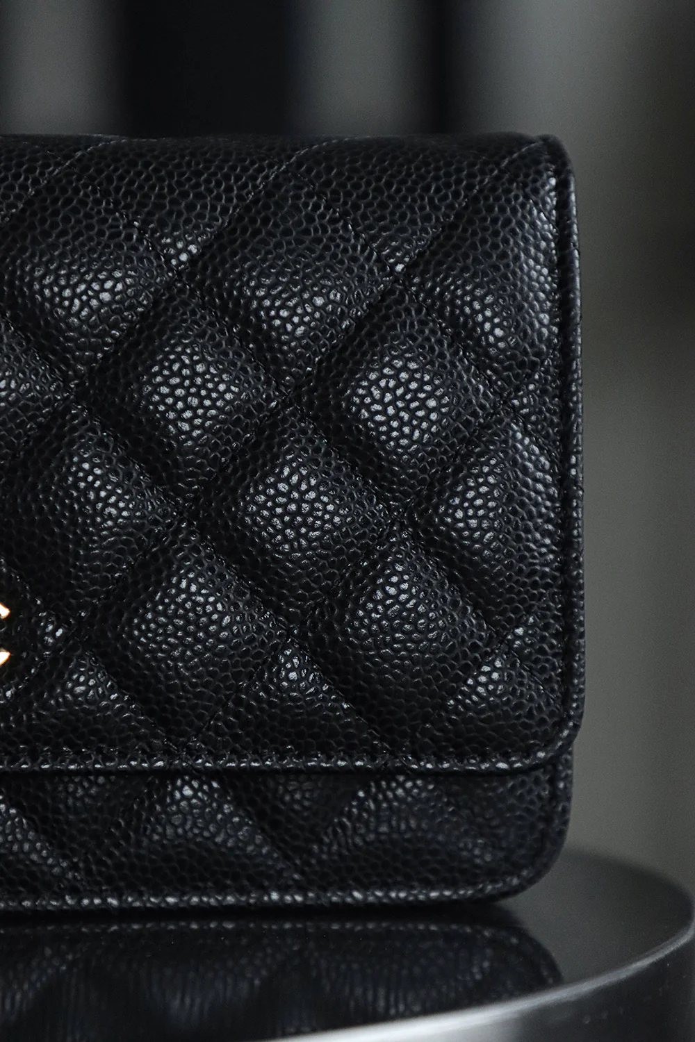 Сумка-кошелек Chanel на цепочке Lucky Bag - с черной пряжкой