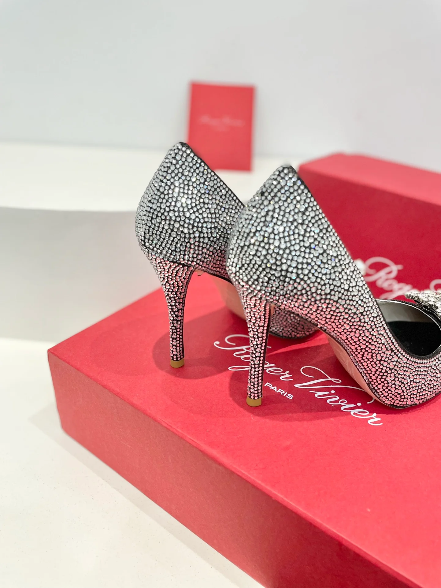 Обувь RV Shoes - Серия Crystal Shoes - Туфли на высоком каблуке со стразами - Черно-серебряные