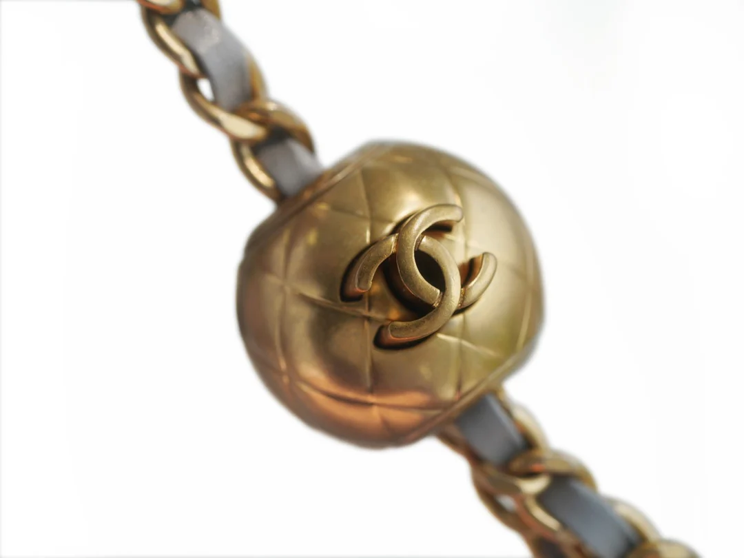 Мини-кювета Chanel CF Gold Ball - светло-серый