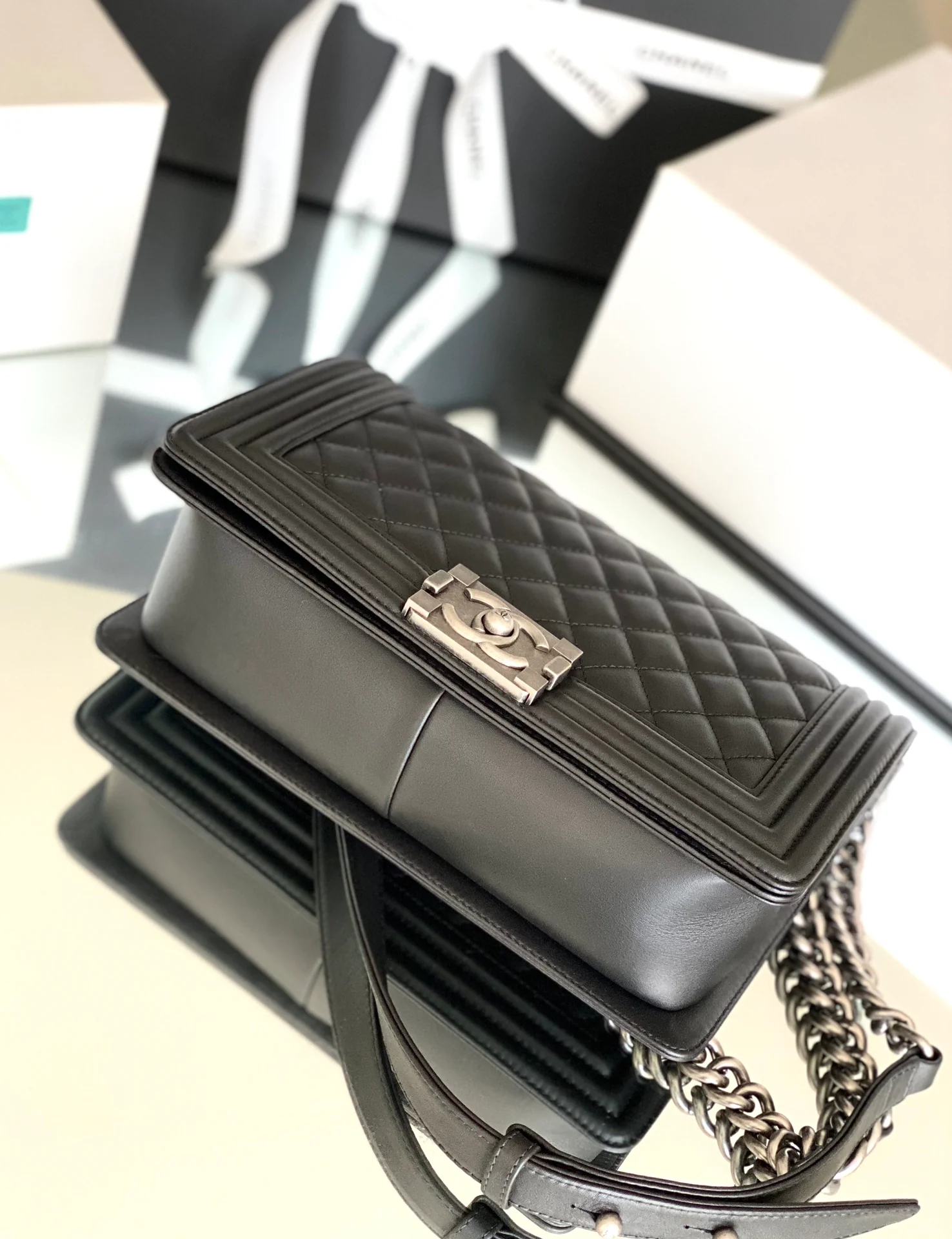 Chanel Boy - 25 см - 45