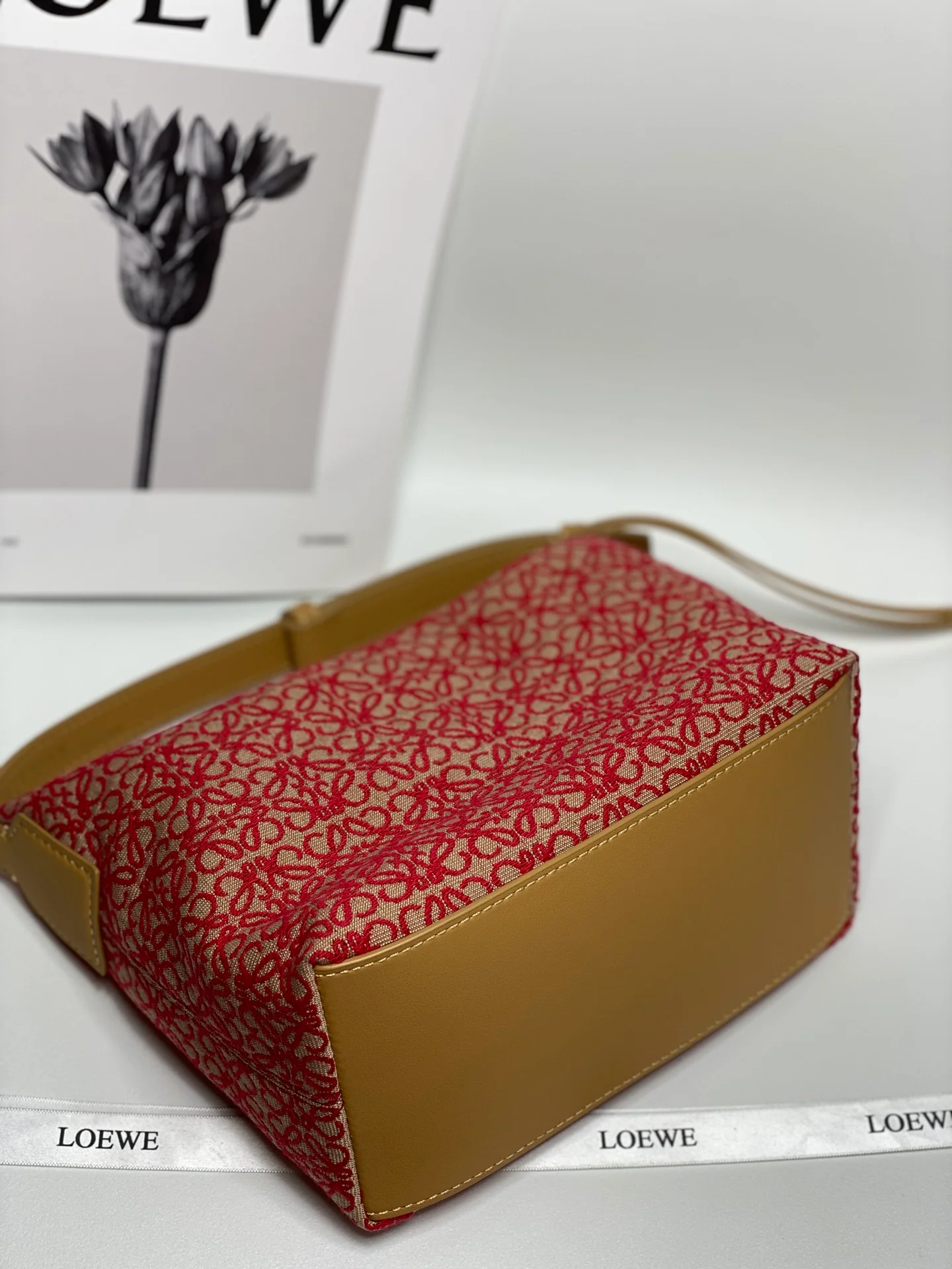 Сумка Loewe Cubi - жаккардовая телячья кожа - маленькая - красная