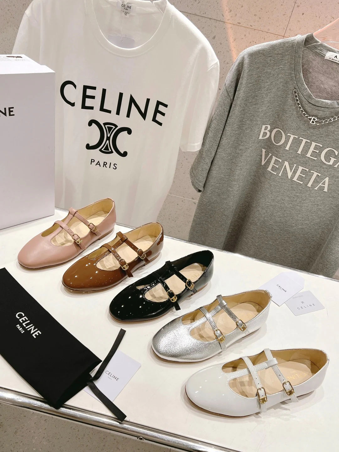 Новинка сезона весна/лето 2023 от Celine - Балетки Мэри Джейн - Черные