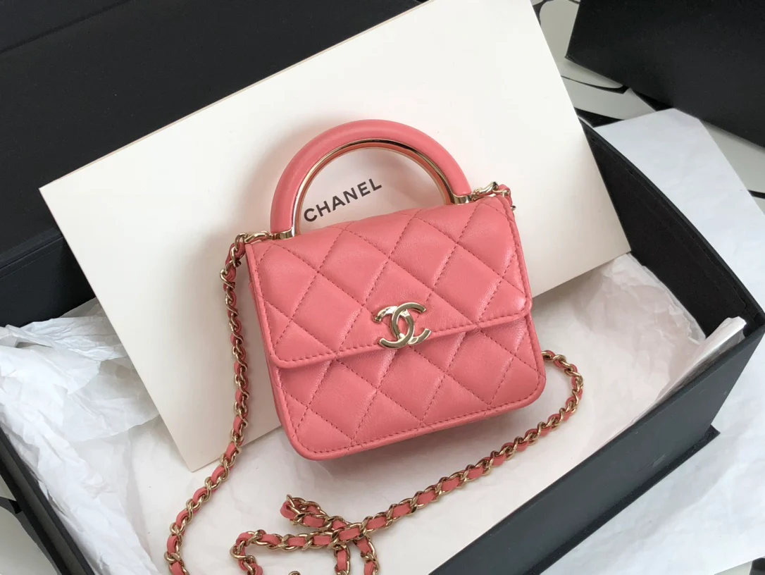 Маленькая сумка Chanel 2022 Métiers d'Art Collection – Розовый – Кожа ягненка